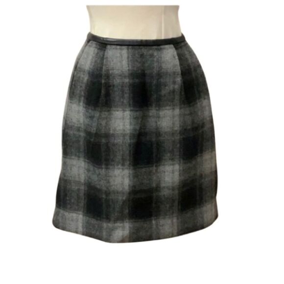 Gap| Black & Gray Plaid Wool Blend Mini Skirt 4 Faux Leather Detail - Picture 1 of 12